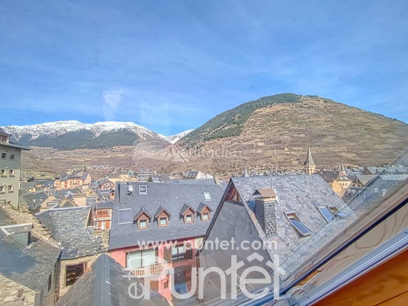 Foto e08944ff-e0b6-489d-a56b-59346b574bc9. Casa amb calefacció aparcament a Vielha Vielha e Mijaran