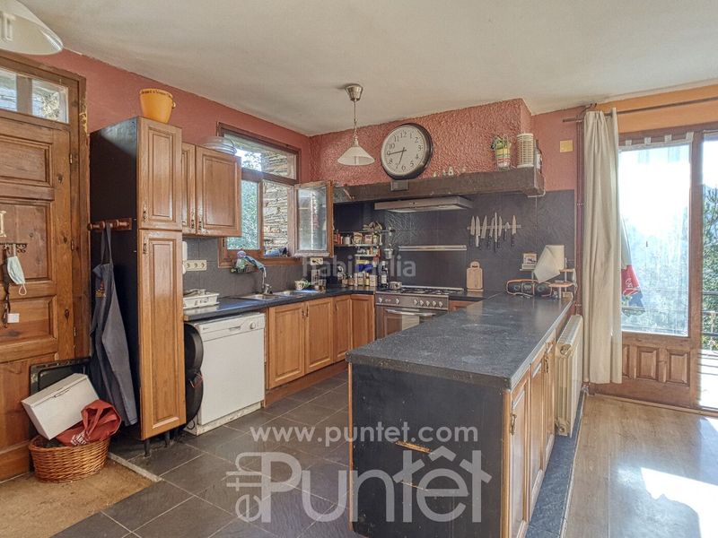 Foto 2d0c5cd8-9748-467d-922b-95b73b58bf6d. Casa amb calefacció aparcament a Montcorbau Vielha e Mijaran