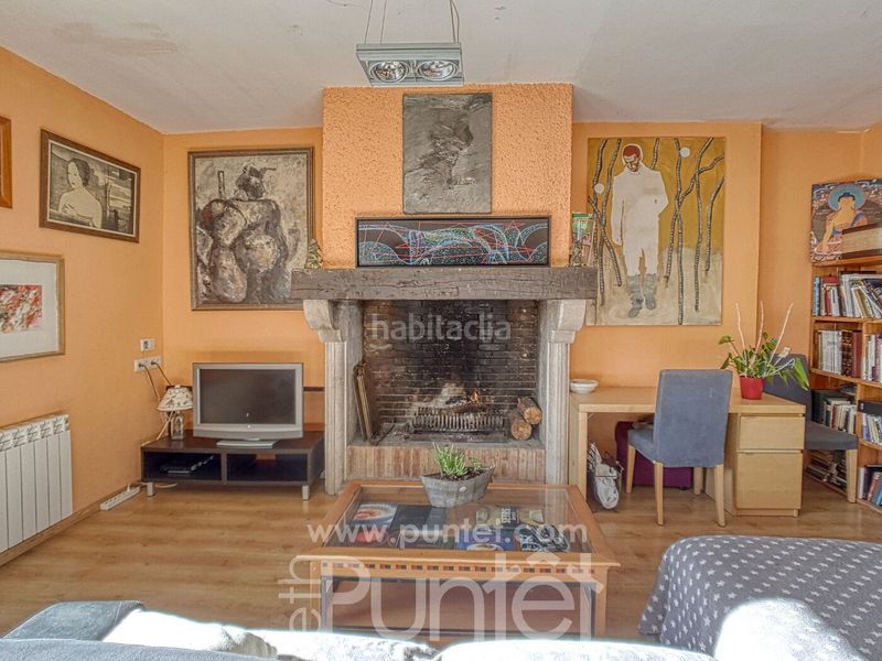 Foto 8ac13bef-b7a4-4837-b6b8-5243fd66ae6d. Casa amb calefacció aparcament a Montcorbau Vielha e Mijaran