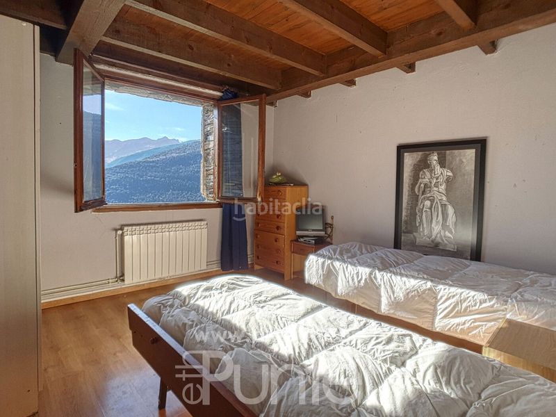 Foto a13f4417-8833-4a57-8a11-63efefbd34ef. Casa amb calefacció aparcament a Montcorbau Vielha e Mijaran