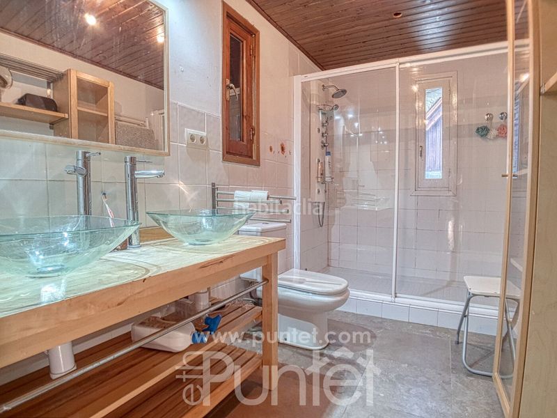 Foto aab5b06a-2442-4b1e-a540-2537db7b2af3. Casa amb calefacció aparcament a Montcorbau Vielha e Mijaran