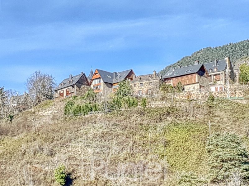 Foto c1a0c499-5be7-4e0a-9e2f-72a737f74016. Casa amb calefacció aparcament a Montcorbau Vielha e Mijaran