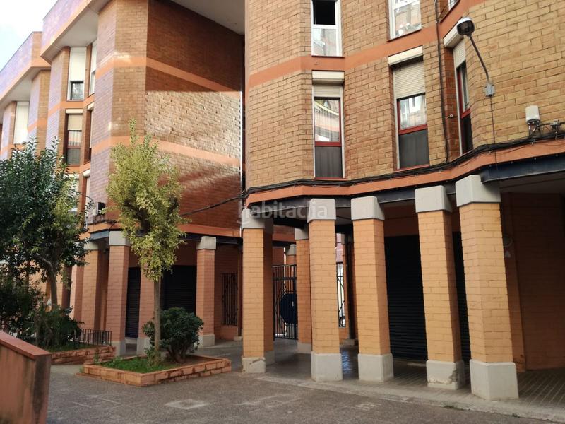 Foto 85d1d6b4-92a1-43dc-a1a0-18e47148d78d. Local commercial dans carrer de peguera 18 dans Ca n'Oriac Sabadell