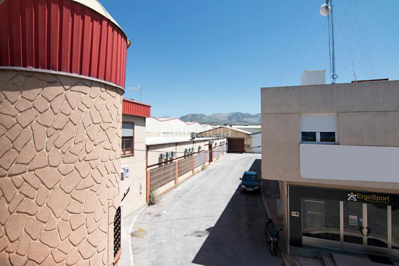 Foto 6fd12f24-a556-47fb-a79e-d5ed311b9343. Nau industrial a lugar de la casería duende 12 a Pulianas