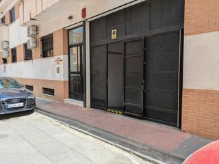 Parking voiture à Calle hinojosa 1. Plaza garaje en alhendin
