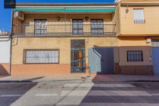 Maison à Cerrillo de Maracena - Periodistas. Casa en venta, zona en el cerrilo de maracena