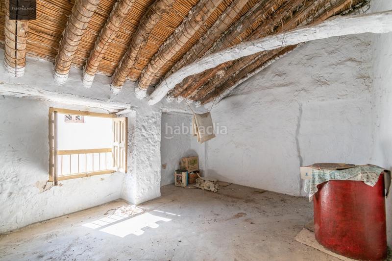 Foto 366bc1c7-0776-4993-b2eb-c76bdf5c716b. Haus in calle nacimiento (rf) 14 in Loja