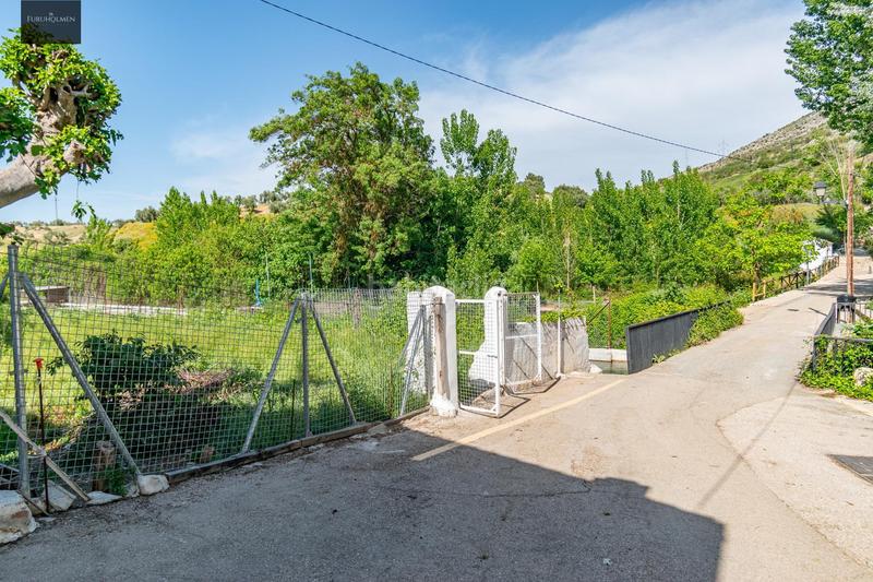 Foto 756d926b-0200-431b-88a0-3b46d9e76d8c. Haus in calle nacimiento (rf) 14 in Loja