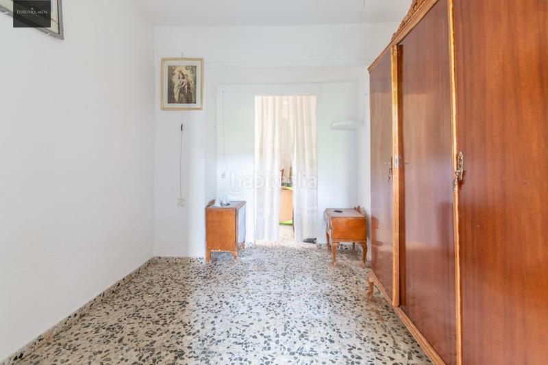 Foto 8528a41f-9c2a-46a4-babb-2fc592942857. Haus in calle nacimiento (rf) 14 in Loja