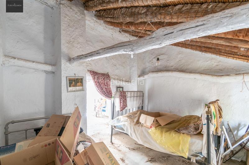 Foto b2c2cb7f-b6fb-402b-897e-bd50140612fe. Haus in calle nacimiento (rf) 14 in Loja