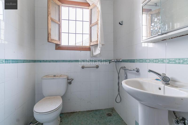 Foto df90ab5d-90fd-42c7-80f0-46bcac701937. Haus in calle nacimiento (rf) 14 in Loja