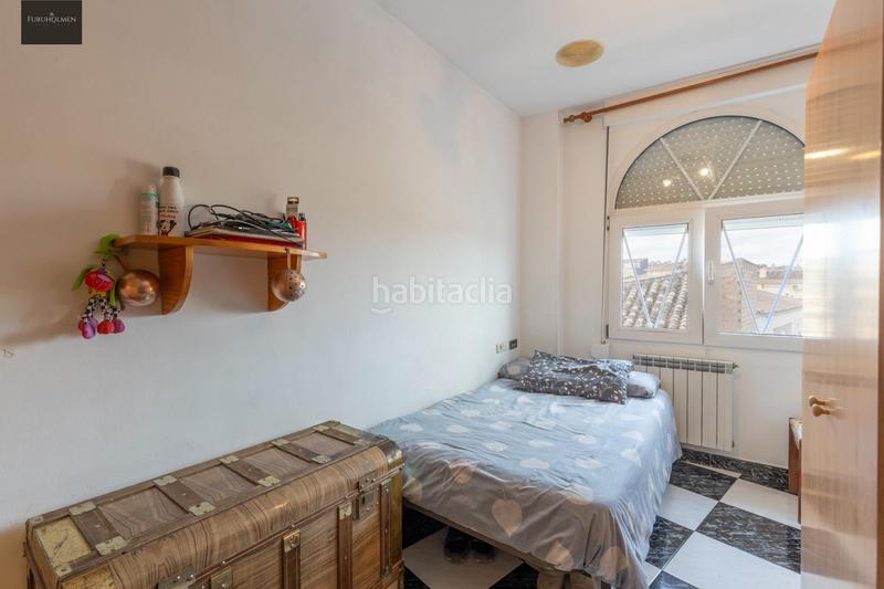 Foto 4a23c0c6-558e-4531-8579-4e8d10b60321. Casa  independiente, terraza en ático y locales en Zubia (La)