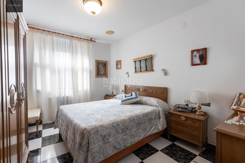 Foto 7efdde7d-214c-4032-9c2c-f8b5fe95b192. Casa  independiente, terraza en ático y locales en Zubia (La)