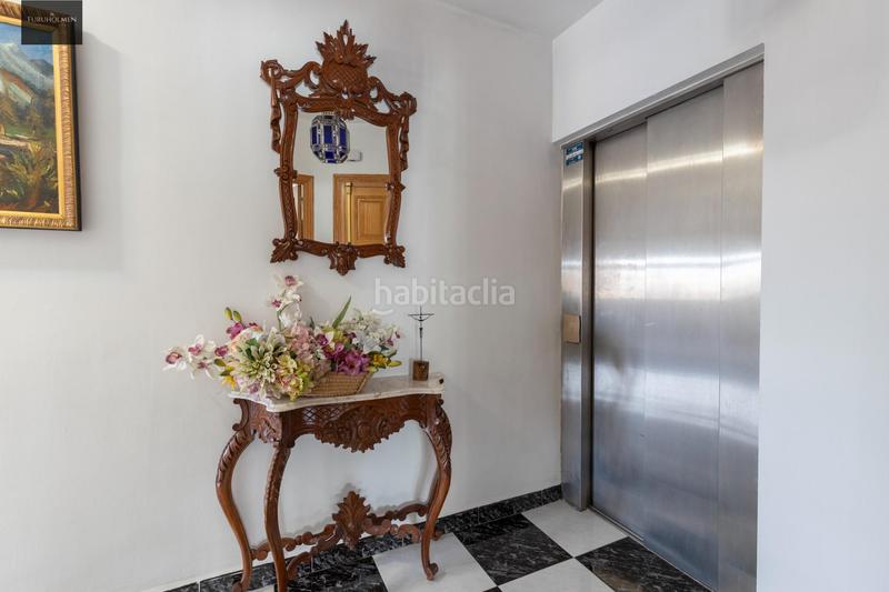 Foto b8788db1-7d61-4359-9df9-9eeed945f48f. Casa  independiente, terraza en ático y locales en Zubia (La)