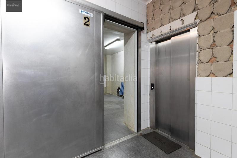 Foto e1d99c5e-9063-4810-9d43-8374efb27467. Casa  independiente, terraza en ático y locales en Zubia (La)