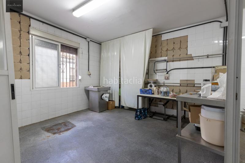 Foto fb191204-822c-4385-b4cb-d89bdced79ab. Casa  independiente, terraza en ático y locales en Zubia (La)