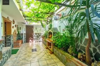Casa adossada a Rosaleda - Juventud