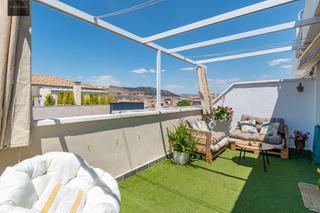 Àtic a Calle tinar 19. Ático dúplex de ensueño con terraza y vistas a sierra nevada