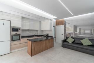 Pis  Calle calle antonio dalmases, 3. Piso en venta en zona palacio congresos