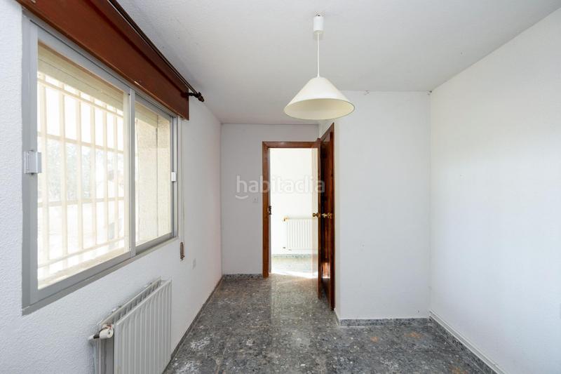 Foto 0d08e34b-b760-476a-bb94-246d02620544. Chalet !!amplia vivienda en parcela de 1.200 metros en urbanización!! en Otura