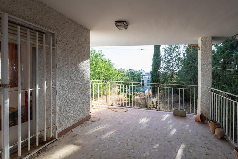 Foto 28d4ccc6-6dd7-4a26-887d-844f44036224. Chalet !!amplia vivienda en parcela de 1.200 metros en urbanización!! en Otura