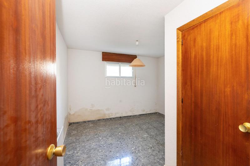 Foto 4ae78625-d8de-4a4a-a4cd-0e9f885f88f9. Chalet !!amplia vivienda en parcela de 1.200 metros en urbanización!! en Otura