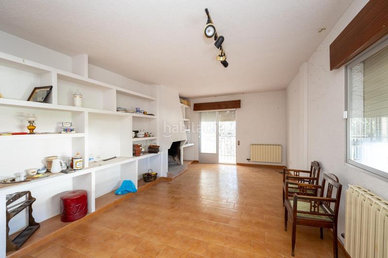 Foto a52e6e5f-e90a-4e9f-8610-132089f8882b. Chalet !!amplia vivienda en parcela de 1.200 metros en urbanización!! en Otura