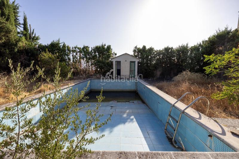 Foto d8787846-89ed-4826-9d36-d6401ccb2999. Chalet !!amplia vivienda en parcela de 1.200 metros en urbanización!! en Otura