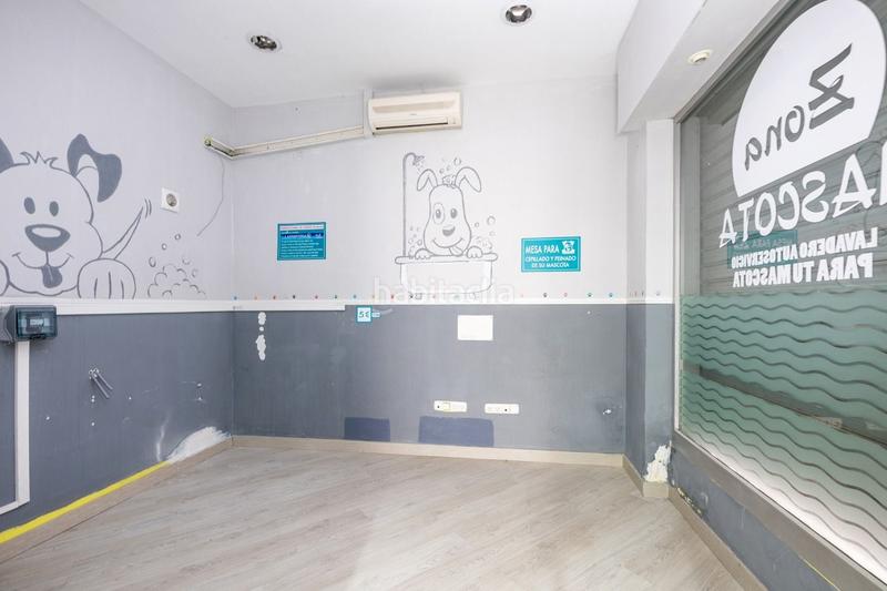 Foto 88cbbccf-15fa-4c52-9671-b697d26c0e5f. Alquiler local comercial fantástico local con muchísima visibilidad en Granada