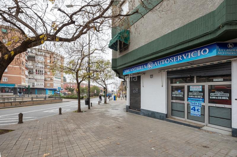 Foto 18ea65fc-431d-423b-b10c-f149183bf2c3. Lloguer local comercial a Pajaritos Granada