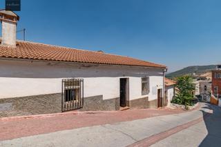 Casa a Deifontes. Fantastica oportunidad en deifontes con vistas increibles !!!!