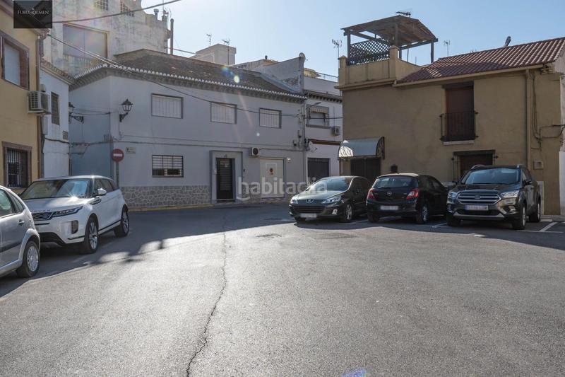 Foto 4691f236-97b2-4148-9941-a28c465f8178. Piso  céntrico con 3 grandes habitaciones, 2 baños, terraza, cocina, despensa y lavadero. garaje opcional en Albolote