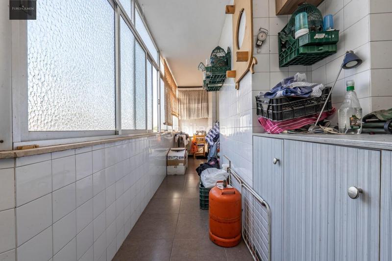 Foto 8f7b3d99-ac1f-44ce-ab7f-97e75b9598d3. Piso  céntrico con 3 grandes habitaciones, 2 baños, terraza, cocina, despensa y lavadero. garaje opcional en Albolote