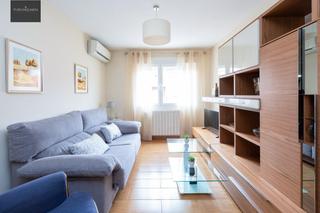 Alquiler Piso  Calle santa clotilde. Vivienda completamente reformada en alquiler!