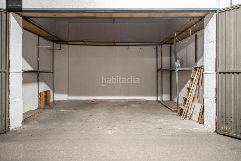 Foto 36505a4d-a94f-4f1d-81b7-fb16ecd2da54. Aparcament cotxe a Fígares Granada