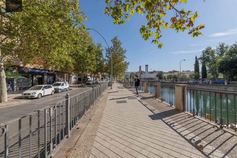 Foto 75f0e68a-3114-44fc-9802-ec8c5f27e35f. Aparcament cotxe a Fígares Granada