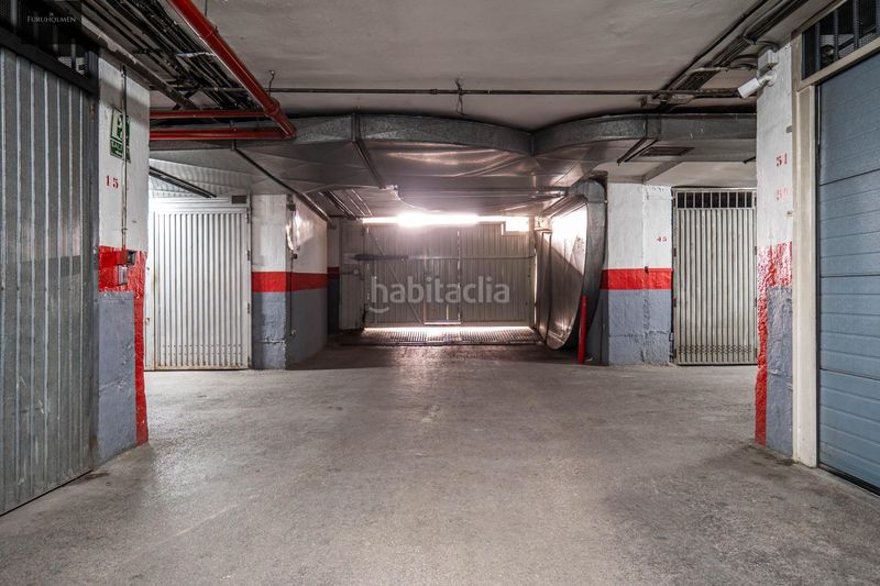 Foto e8d40a14-1374-4471-a1ad-77eb5bc9a872. Aparcament cotxe a Fígares Granada