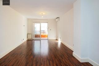 Appartement  Calle de abén humeya. Piso reformado en zona alhamar