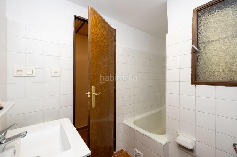 Foto 714d7623-d01e-4255-8b4f-d8d4b241efb5. Rent flat with heating in Camino de Ronda Granada