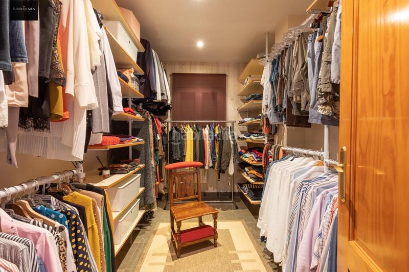 Foto b63c3fed-e123-4c71-a956-26f954e610ef. Casa amb calefacció a Atarfe