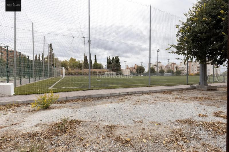 Foto 08a7d0fc-7f1a-4834-badb-4db24f35e821. Casa adossada amb calefacció aparcament a Cerrillo de Maracena - Periodistas Granada