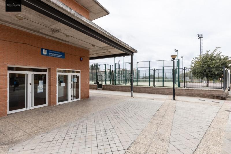 Foto 210c1cfb-8227-4baf-92b5-7452a3f6f4a5. Casa adossada amb calefacció aparcament a Cerrillo de Maracena - Periodistas Granada