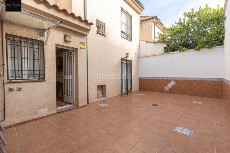 Foto 954b3704-b084-4f8e-8a2a-03a4b61ff972. Casa adossada amb calefacció aparcament a Cerrillo de Maracena - Periodistas Granada