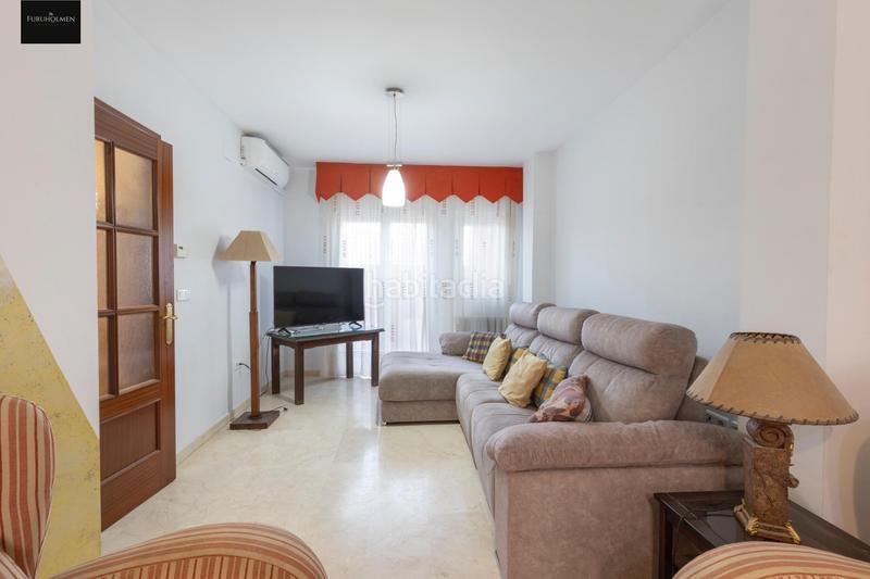 Foto e2e56c6c-7496-407e-b581-b0bea39a65b1. Casa adossada amb calefacció aparcament a Cerrillo de Maracena - Periodistas Granada