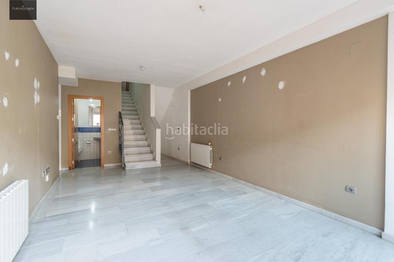 Foto b9593cd3-bde3-47c6-9296-d5e9d7ec4728. Zweistöckige wohnung mit heizung parking in Casco Histórico Churriana de la Vega