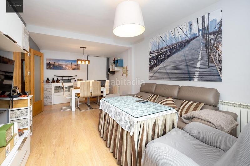 Foto 167cc9c8-423f-4f0a-ae3d-aaaa53815144. Reihenhaus mit heizung parking in Crta. De la Sierra Granada