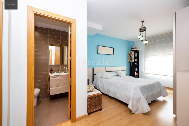 Foto 6700e074-8b3e-4652-9151-9997e71f4436. Reihenhaus mit heizung parking in Crta. De la Sierra Granada