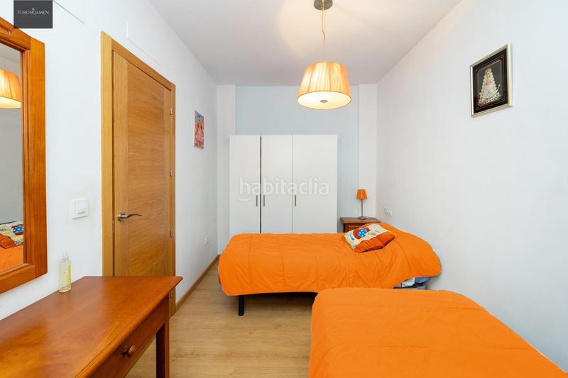 Foto b72903a9-bceb-4f92-969f-5a6d65dc6ce0. Reihenhaus mit heizung parking in Crta. De la Sierra Granada