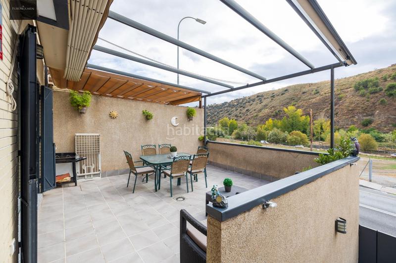 Foto f46e7c69-4925-4e2f-91f5-3286fe1e468f. Reihenhaus mit heizung parking in Crta. De la Sierra Granada