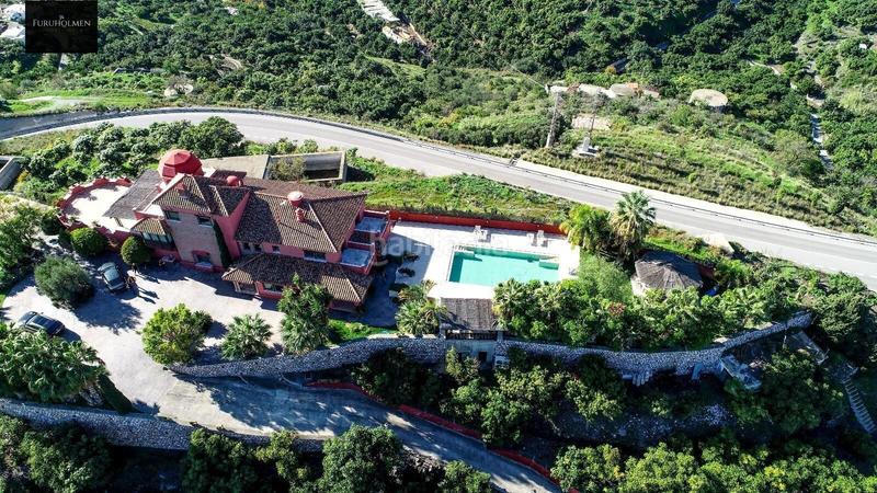 Foto 2f161187-68f9-4a41-a9c7-48426cadcd22. Chalet avec chauffage parking piscine dans Velilla - Velilla Taramay Almuñécar